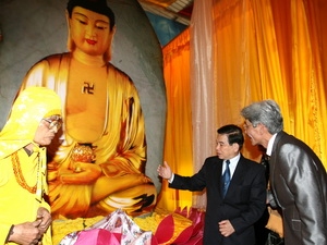 Work starts on world’s biggest jade statue of Buddha